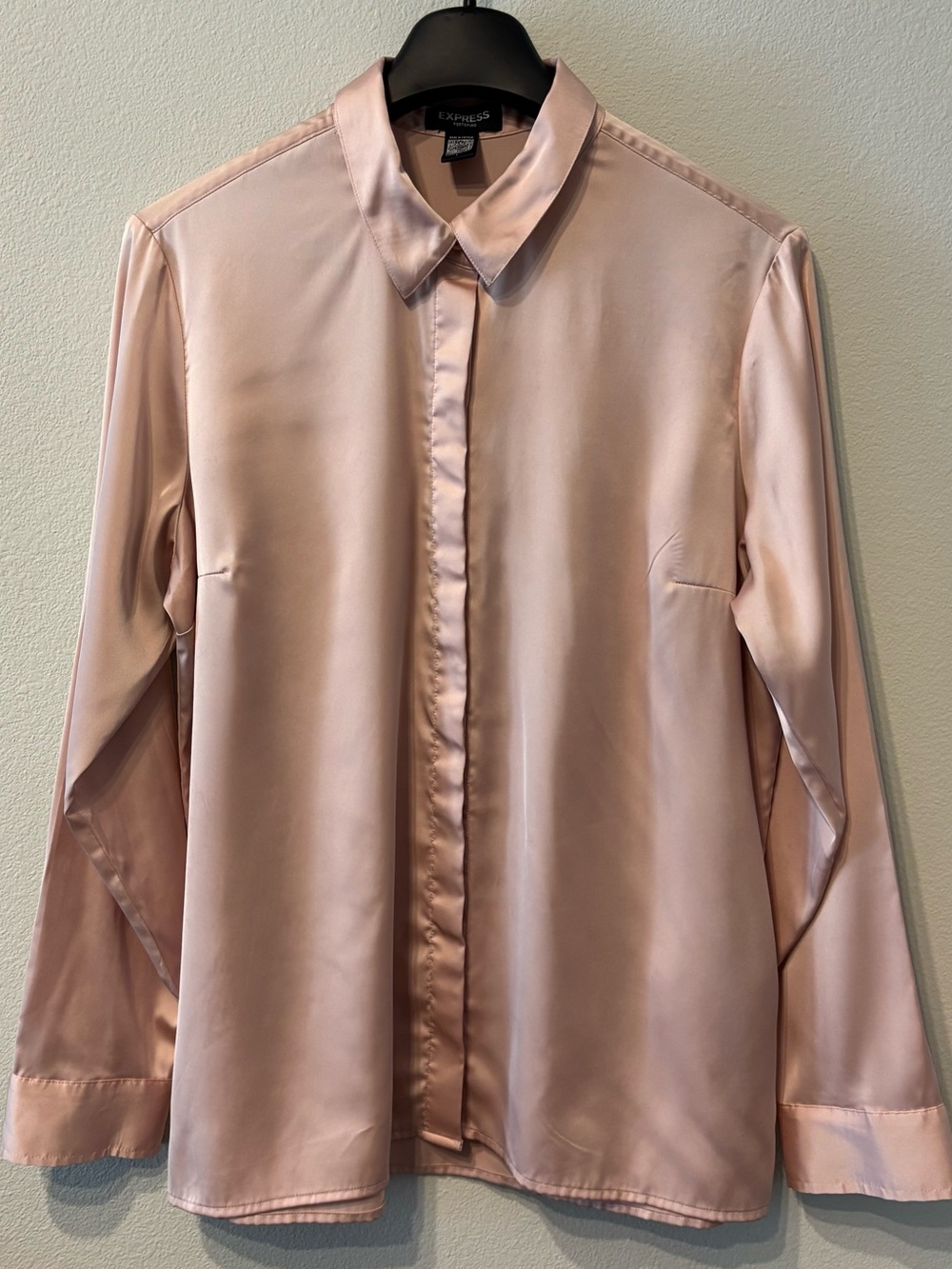 Express Women’s Portofino Blush Satin Button-Up Blouse Shirt - Size L